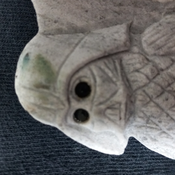 GEMSTONE HEALING STONE carved QUARTZ gemstone stormtrooper. - Picture 5 of 6